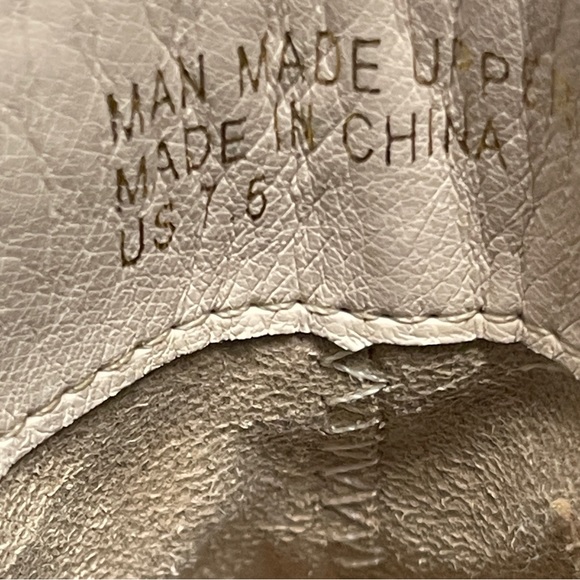 Boots by Mi.iM Jessie Lug Sole Boots - Picture 8 of 12